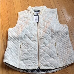 Women's Cream Quilted Vest by crown and ivy xxl NWT